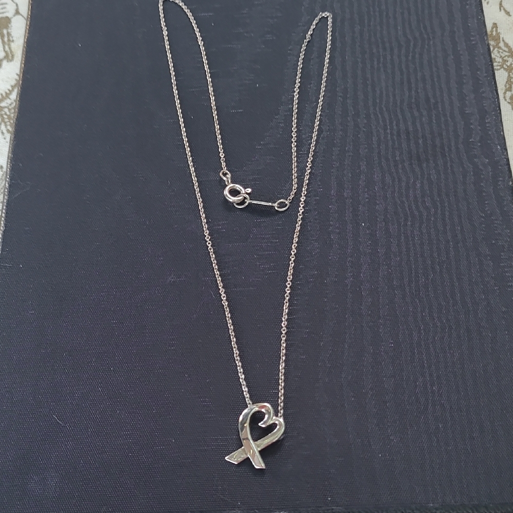 Tiffany & Co. Silver 925 Paloma Picasso Loving Heart Necklace